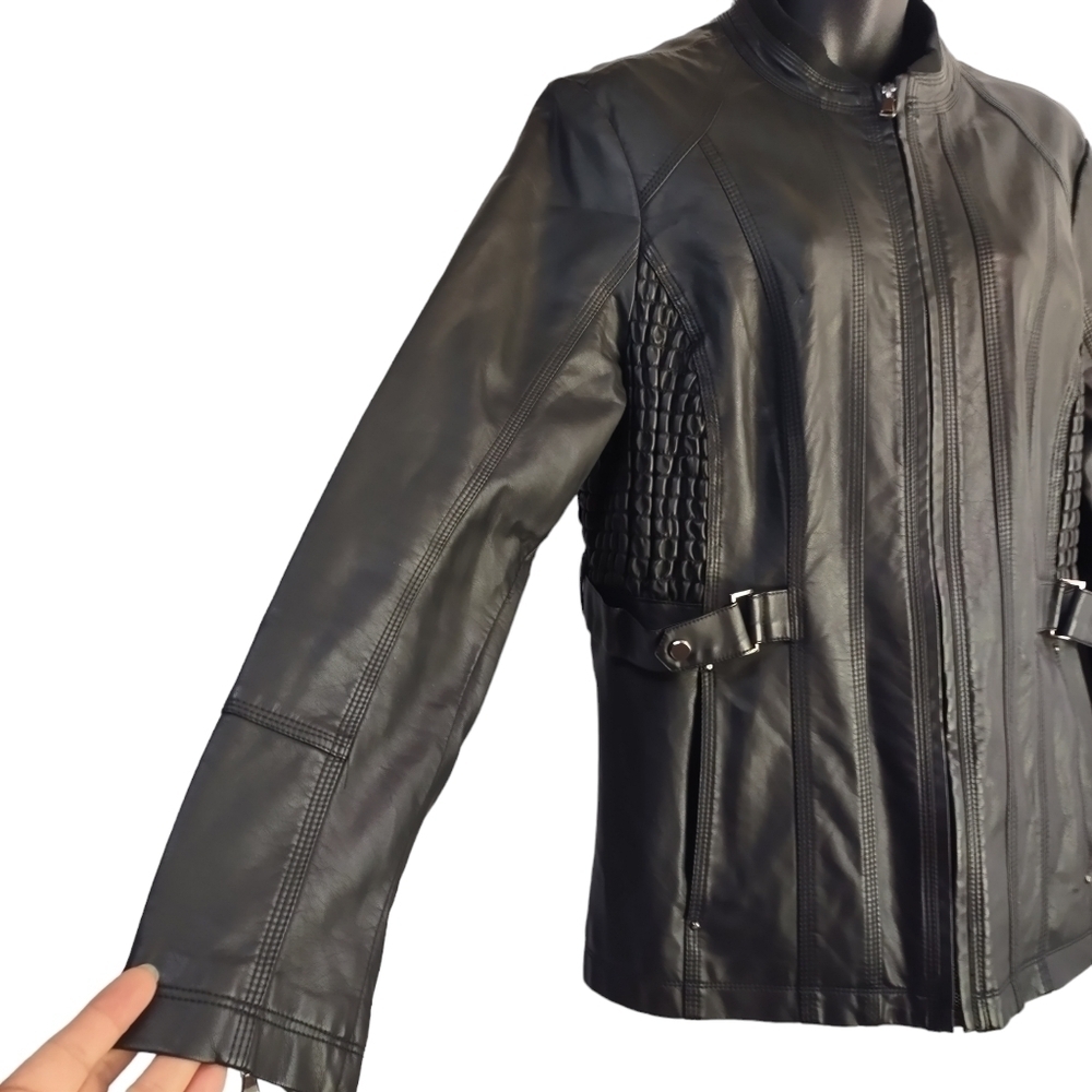 Susan Graver Women's Black Faux Leather Jacket Size M - Picture 6 of 12